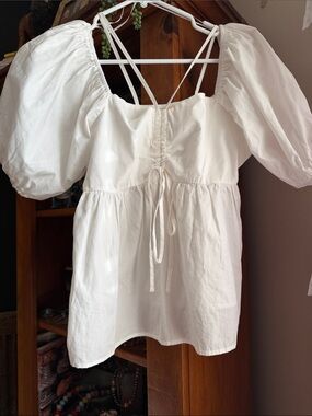 Gianni Bini White Puff Sleeve Tie-Front Blouse